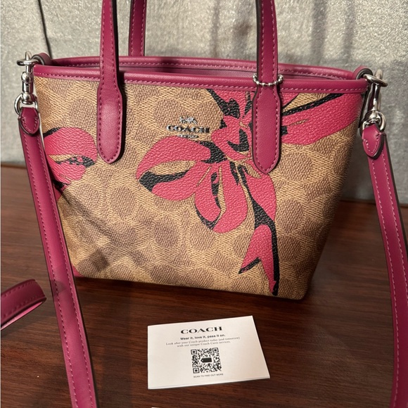 Coach Handbags - Coach City Mini Tote Bag